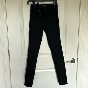 Abercrombie & Fitch Black Skinny Jeans